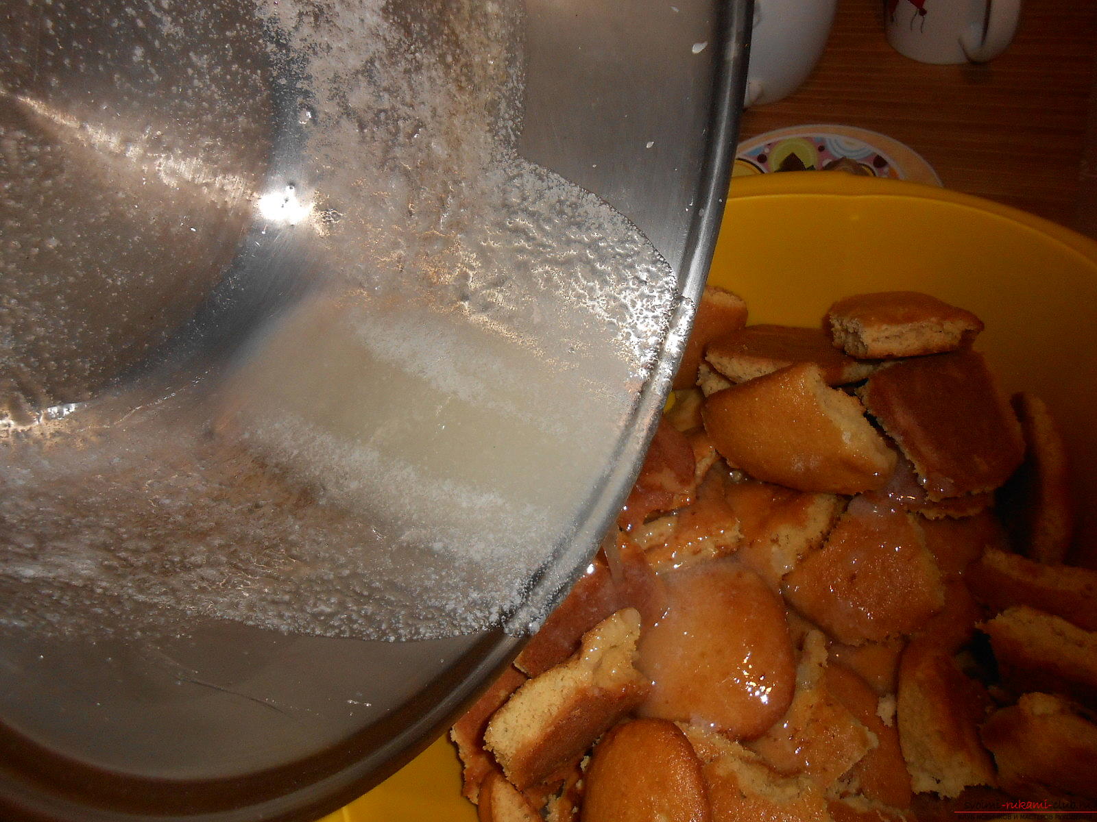 Мастер-класс научит печь пряники в домашних условиях, сахарная глазурь которых защитит их от черствения.. Фото №27